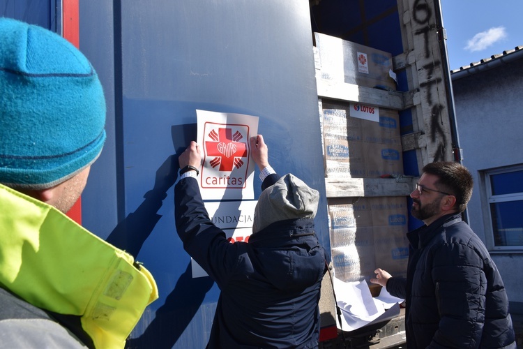 Caritas. Transport humanitarny w drodze do Ukrainy