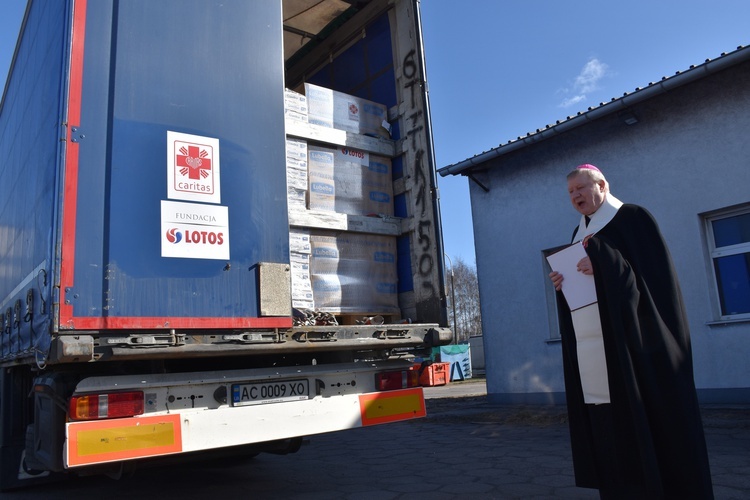 Caritas. Transport humanitarny w drodze do Ukrainy