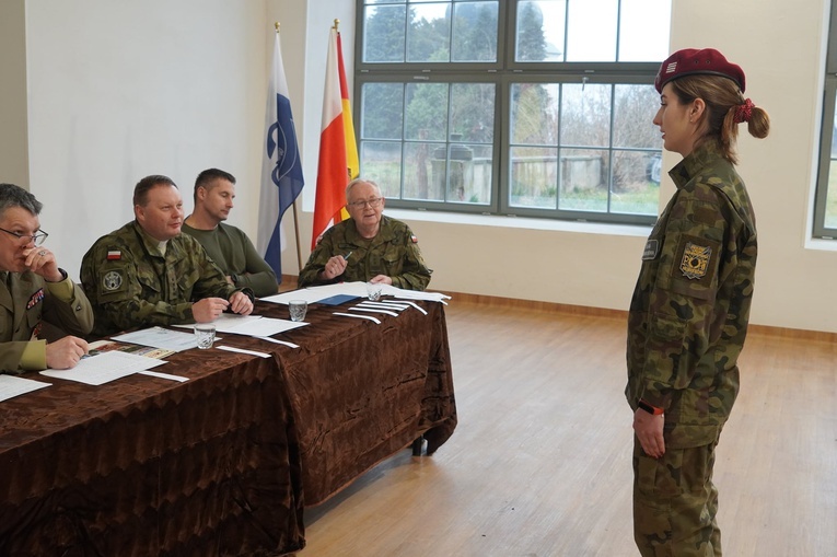 Certyfikat wojskowy kadetów KLO w Henrykowie