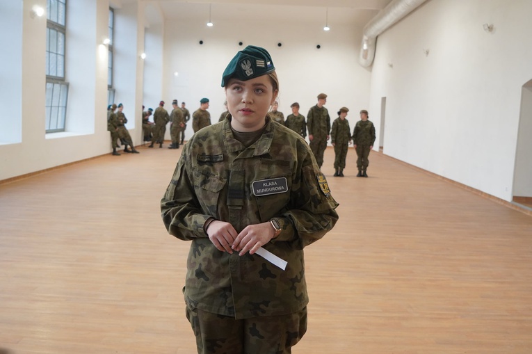 Certyfikat wojskowy kadetów KLO w Henrykowie