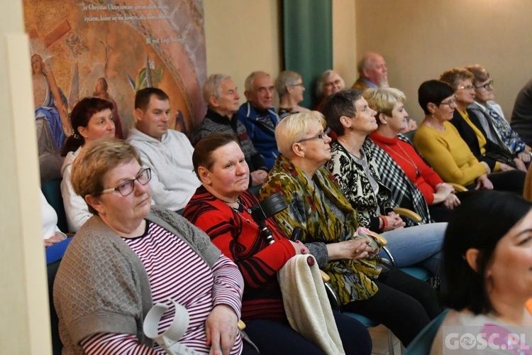 Głogów. Wiekopostne rekolekcje dla Parafialnych Zespołów Caritas