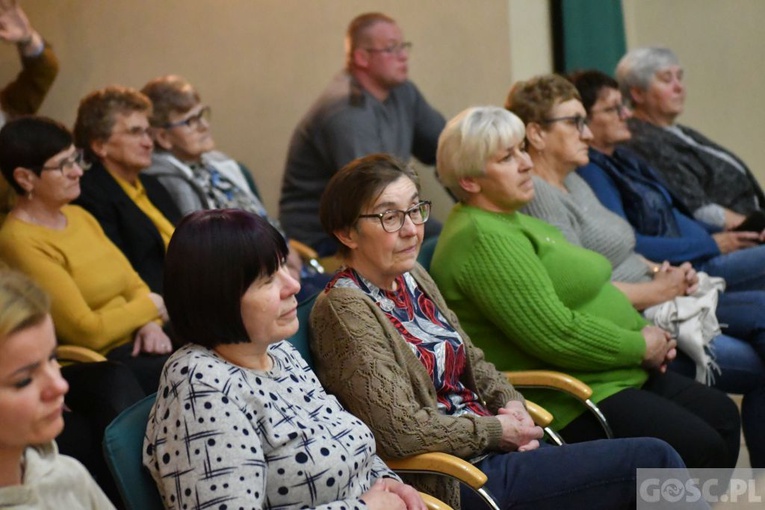 Głogów. Wiekopostne rekolekcje dla Parafialnych Zespołów Caritas