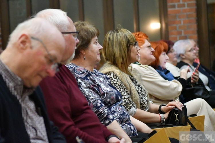 Głogów. Wiekopostne rekolekcje dla Parafialnych Zespołów Caritas