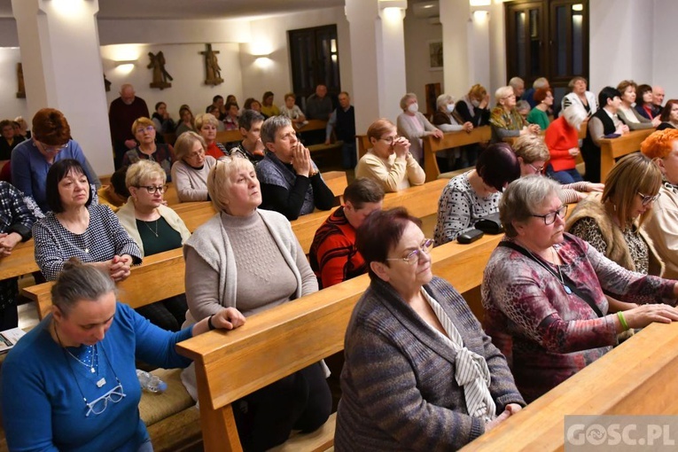 Głogów. Wiekopostne rekolekcje dla Parafialnych Zespołów Caritas