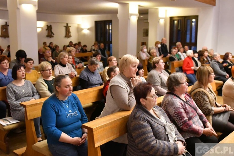 Głogów. Wiekopostne rekolekcje dla Parafialnych Zespołów Caritas