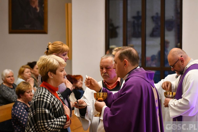 Głogów. Wiekopostne rekolekcje dla Parafialnych Zespołów Caritas