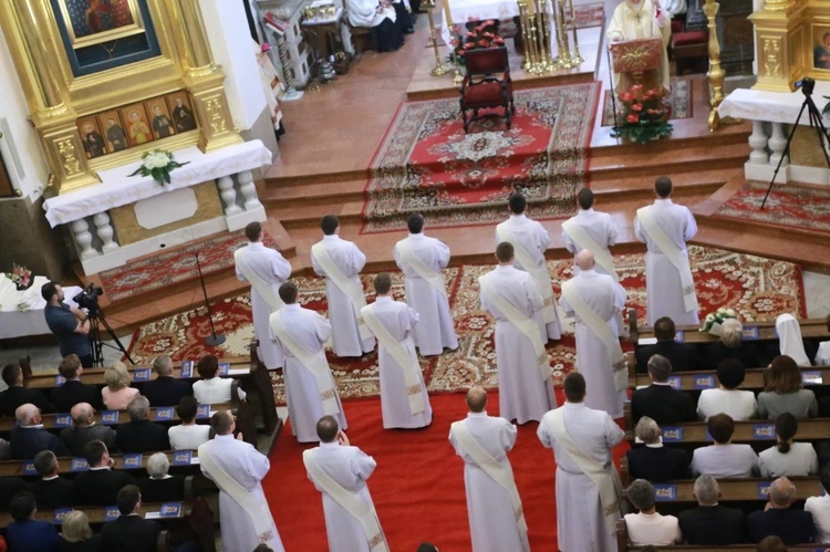 Przed święceniami jest czas na solidne przygotowanie się do kapłaństwa.