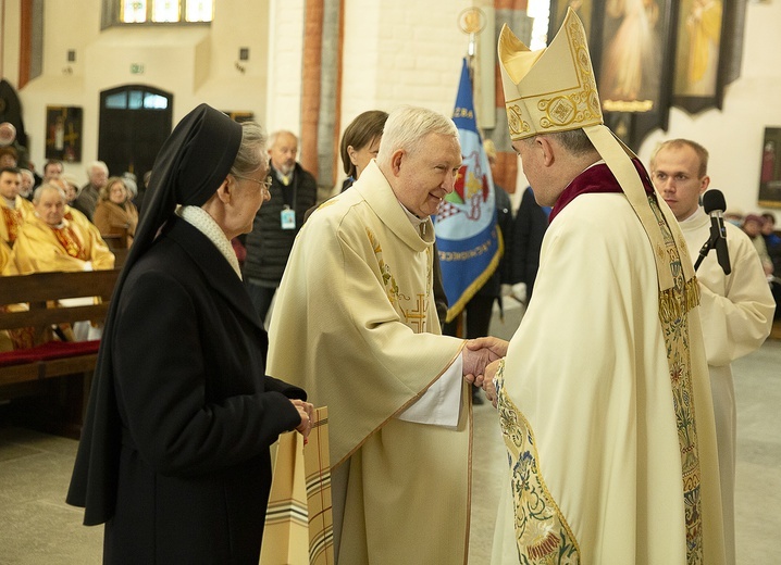 Inauguracja posługi biskupa Zbigniewa, cz. 1