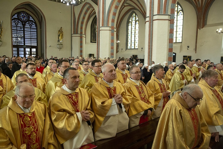 Inauguracja posługi biskupa Zbigniewa, cz. 2