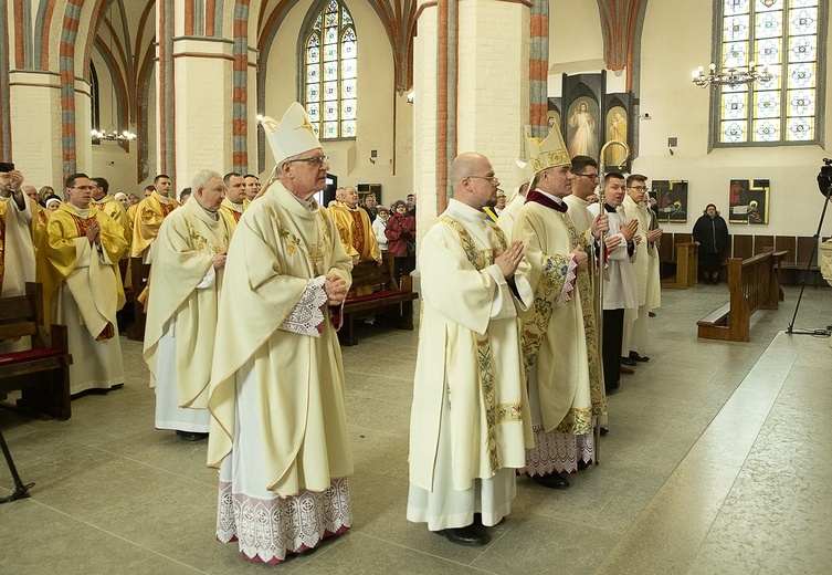 Inauguracja posługi biskupa Zbigniewa, cz. 3