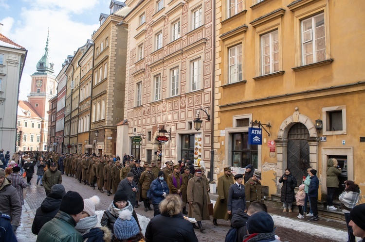 Ulicami stolicy przeszedł XV Katyński Marsz Cieni [GALERIA ZDJĘĆ]