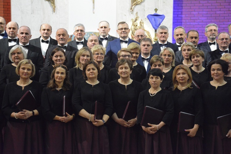 Koncert na pięć chórów w Świniarsku