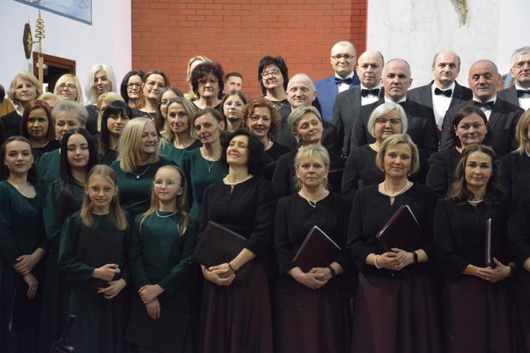 Koncert na pięć chórów w Świniarsku