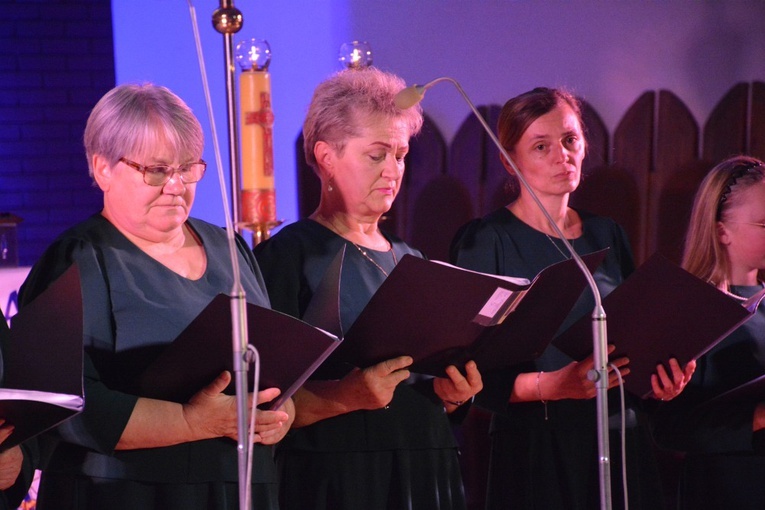 Koncert na pięć chórów w Świniarsku