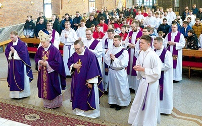 	Ministrancka Eucharystia pod przewodnictwem pasterza diecezji.