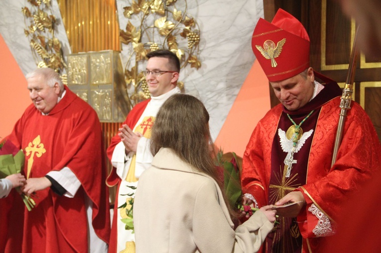 Bierzmowanie w sanktuarium św. Jakuba w Brzesku 2022