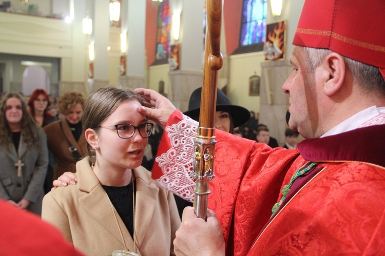 Bierzmowanie w sanktuarium św. Jakuba w Brzesku 2022