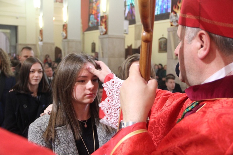 Bierzmowanie w sanktuarium św. Jakuba w Brzesku 2022