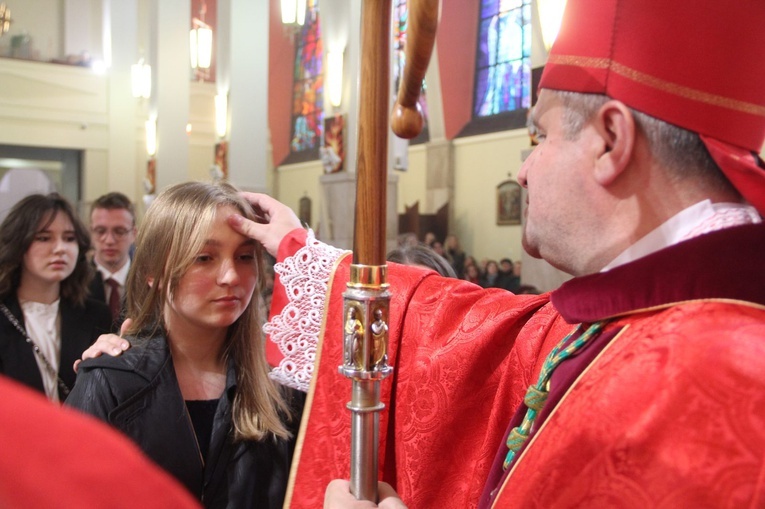 Bierzmowanie w sanktuarium św. Jakuba w Brzesku 2022