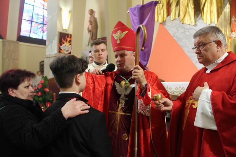 Bierzmowanie w sanktuarium św. Jakuba w Brzesku 2022