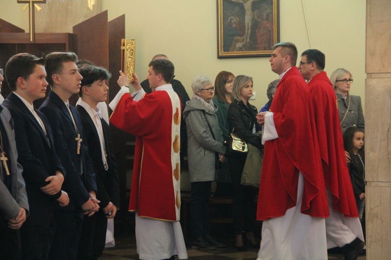 Bierzmowanie w sanktuarium św. Jakuba w Brzesku 2022