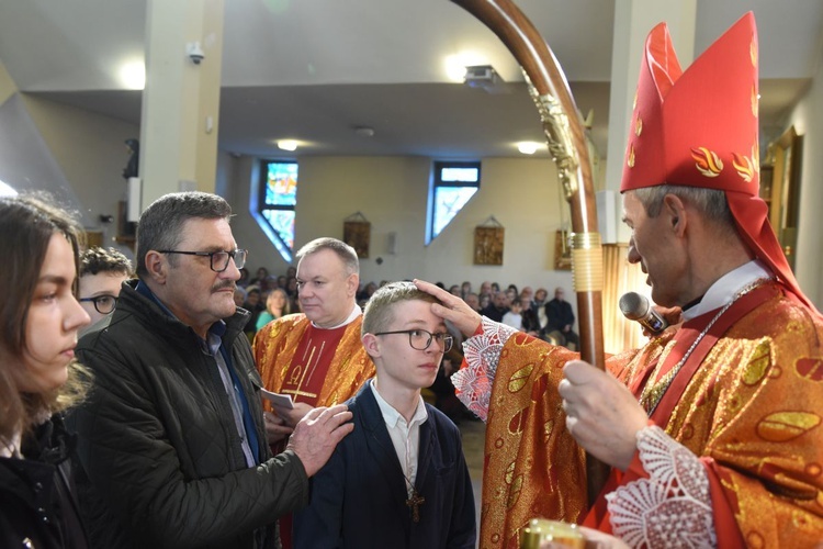 Bierzmowanie w par. św. Rocha w Nowym Sączu