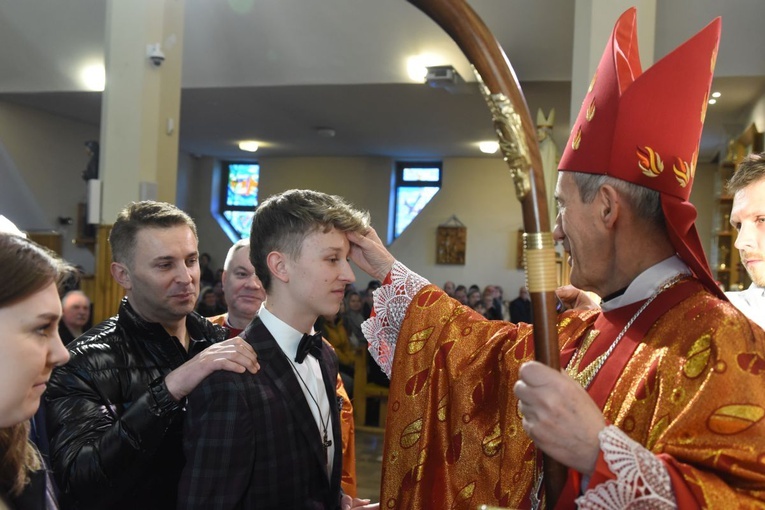 Bierzmowanie w par. św. Rocha w Nowym Sączu