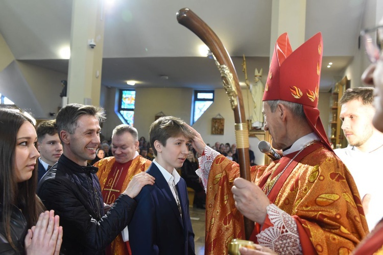 Bierzmowanie w par. św. Rocha w Nowym Sączu