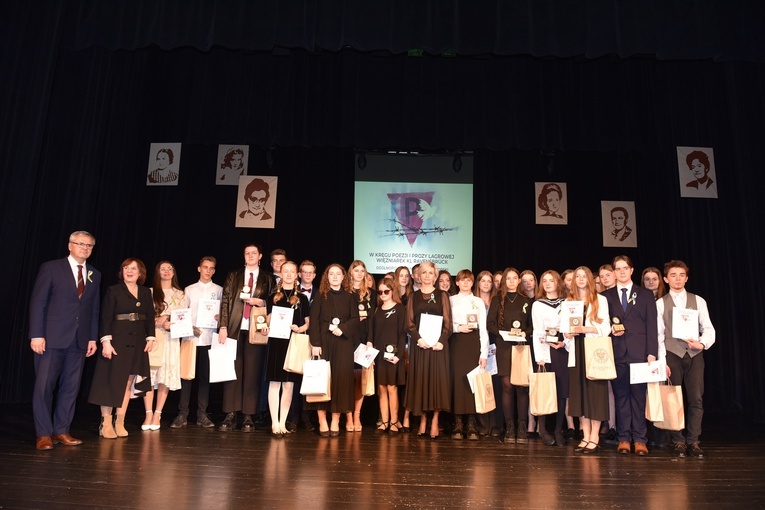 Ruda Śl. Gala finałowa konkursu recytatorskiego