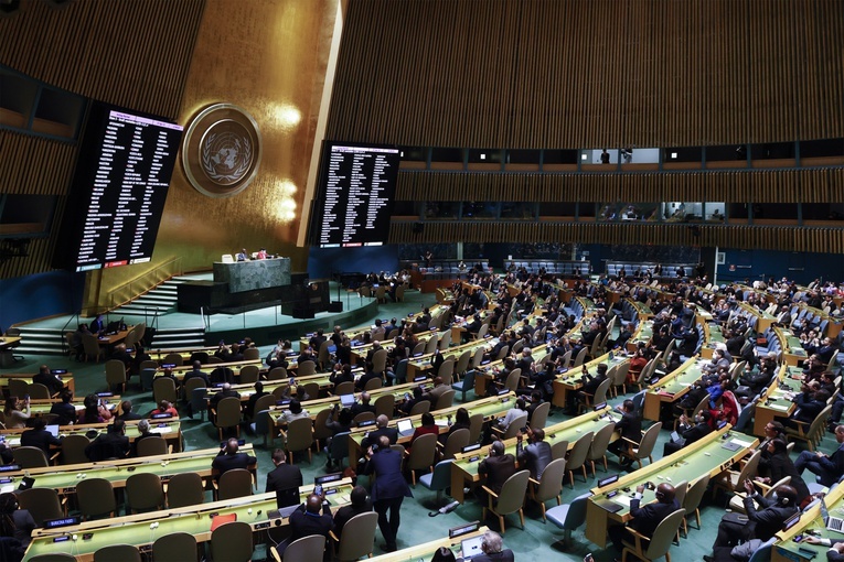 Rosja zawieszona w Radzie Praw Człowieka ONZ