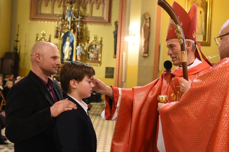Bierzmowanie u Świętej Rodziny w Tarnowie