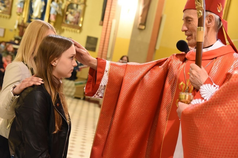 Bierzmowanie u Świętej Rodziny w Tarnowie