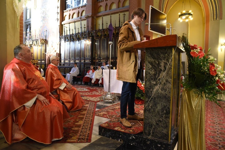 Bierzmowanie u Świętej Rodziny w Tarnowie