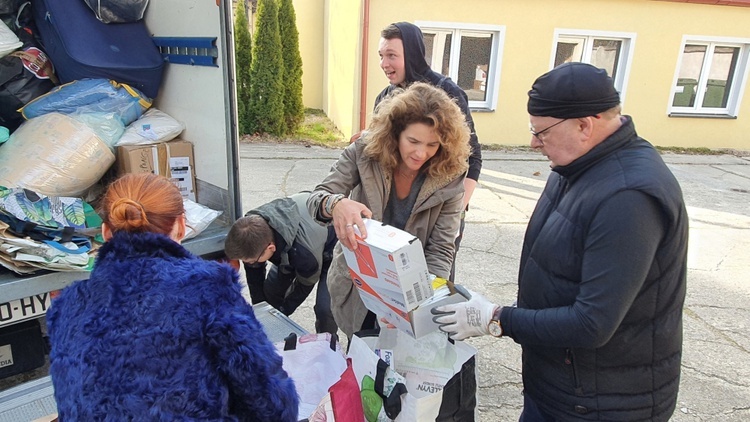 Transport darów dla Ukrainy z Francji