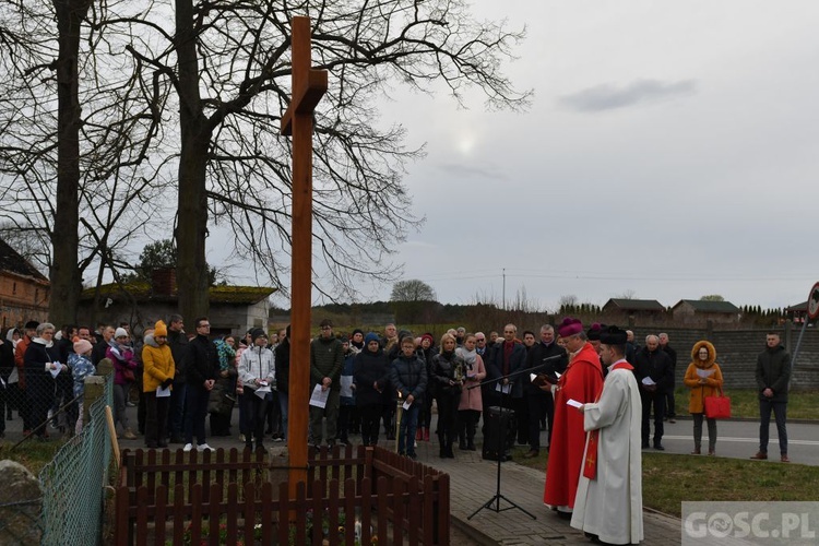 Poświęcenie przydrożnych krzyży w Korytach