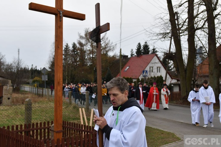 Poświęcenie przydrożnych krzyży w Korytach