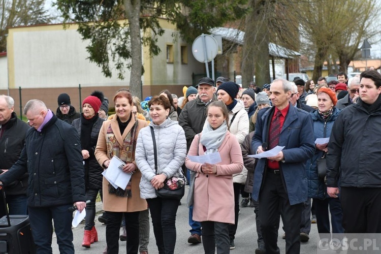 Poświęcenie przydrożnych krzyży w Korytach