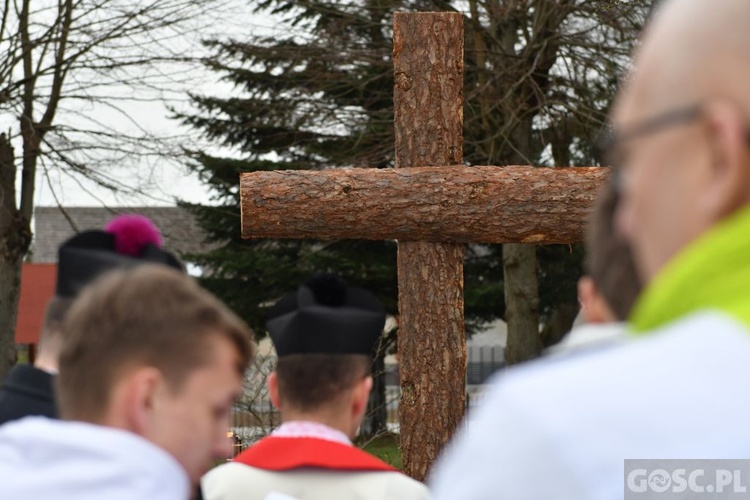 Poświęcenie przydrożnych krzyży w Korytach