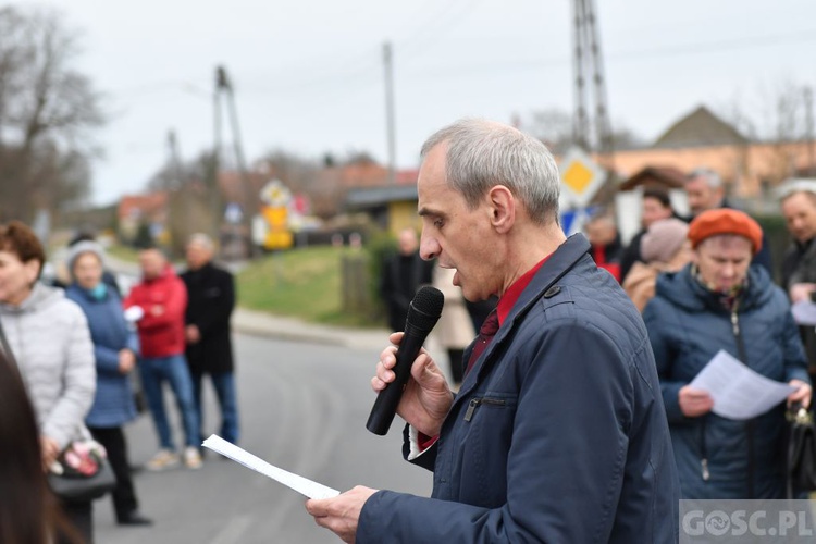 Poświęcenie przydrożnych krzyży w Korytach