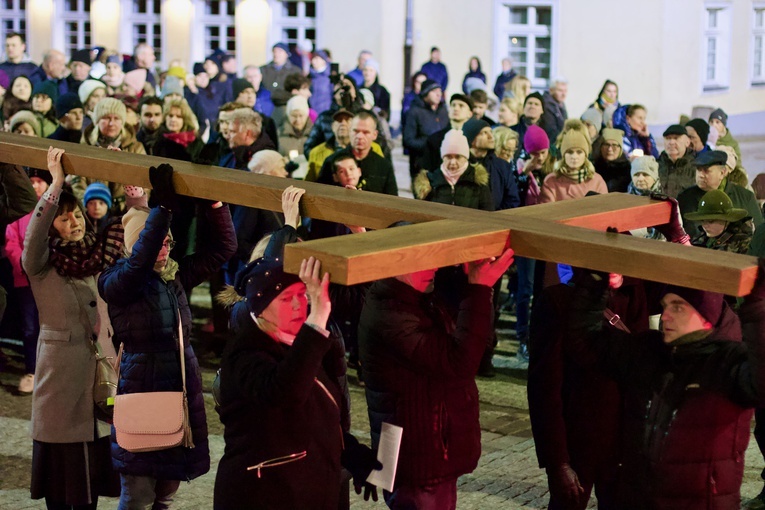 Droga Krzyżowa ulicami Olsztyna