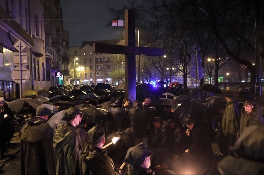 Droga Krzyżowa ulicami Katowic