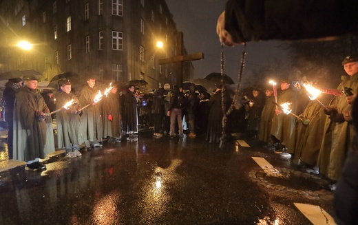 Droga Krzyżowa ulicami Katowic