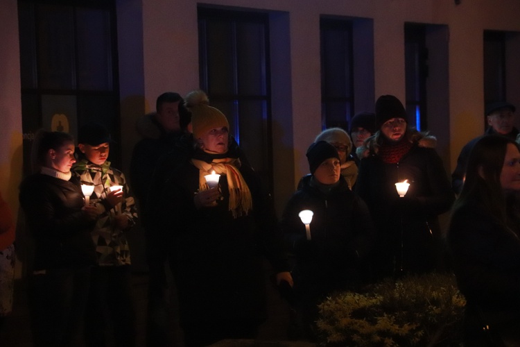 Żyrardów. Droga krzyżowa ulicami miasta