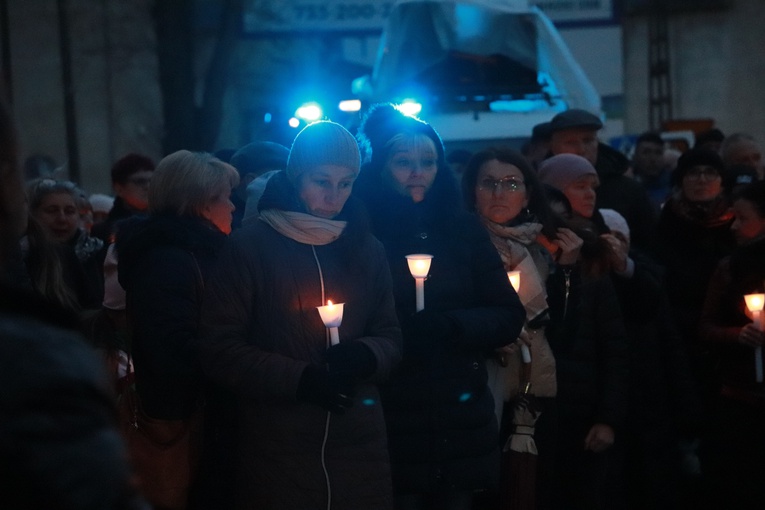 Żyrardów. Droga krzyżowa ulicami miasta