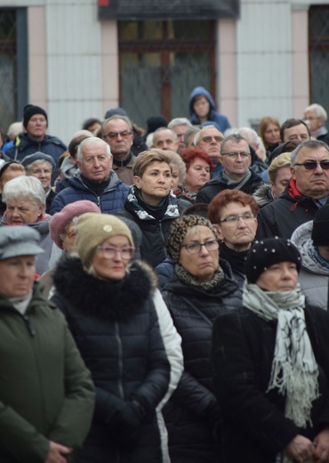 Droga Krzyżowa ulicami Góry