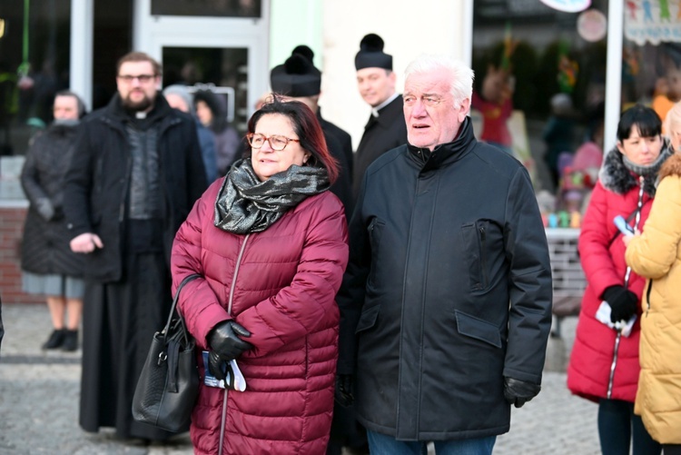 Droga Krzyżowa ulicami Dzierżoniowa