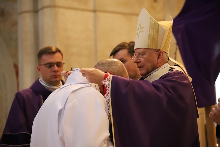 Błogosławieństwo nadzwyczajnych szafarzy Komunii Świętej 2022