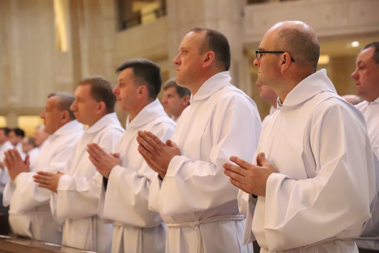 Błogosławieństwo nadzwyczajnych szafarzy Komunii Świętej 2022