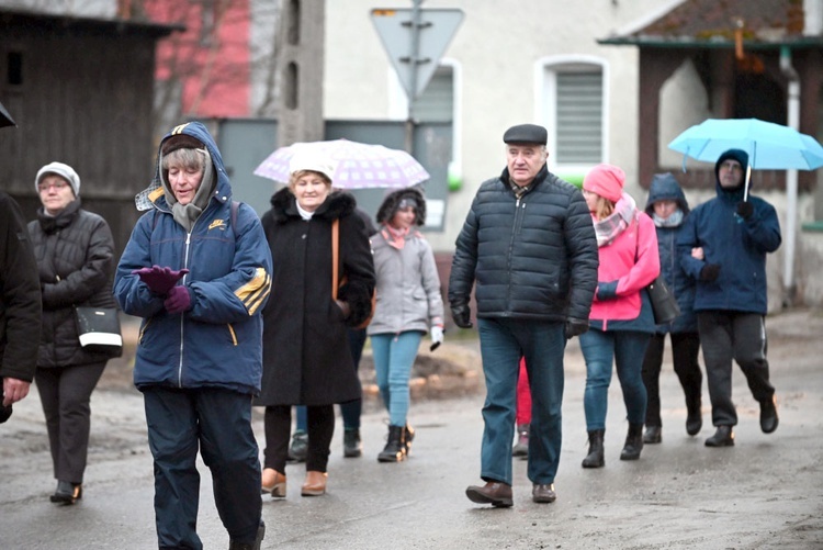 Dramatyczny spektakl na ulicach Głuszycy  