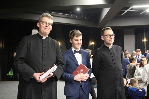 Nowi ceremoniarze i animatorzy służby liturgicznej w diecezji bielsko-żywieckiej - 2022